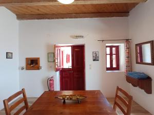 Gallery image of Anemos Guest House Karpathos in Olympos