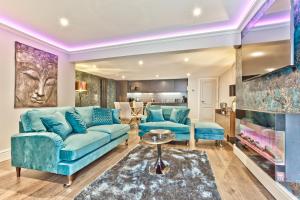 Foto dalla galleria di The Mews Boutique Deluxe Apartments, Sleep 2-6 people , Central Location, Free Parking a Windermere