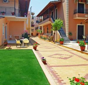 Fotografie z fotogalerie ubytování Seafront Apartments v destinaci Kavos + 34 fotografií