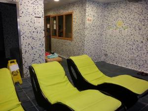 Posezení v ubytování Apartamentos Las Margas Golf Formigal Ordesa