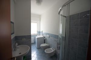 A bathroom at Appartamenti Attilio