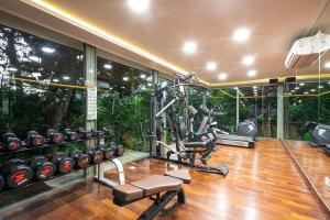 Fitness centrum a/nebo fitness zařízení v ubytování Pandawa All Suites Hotel