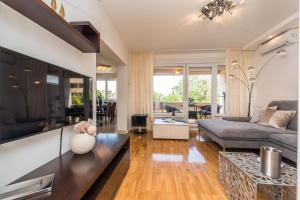 Posedenie v ubytovaní Marina Yacht Apartment