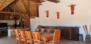 Restavracija oz. druge možnosti za prehrano v nastanitvi Milkwood Valley Lodge, Mabalingwe