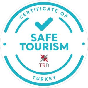 Certifikát, hodnocení, plakát nebo jiný dokument vystavený v ubytování Maywood Hotel