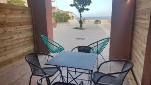 Balkon atau teras di Cap Esterel Mer Sport et Nature, dans village Pierres et Vacances