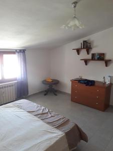 Φωτογραφία από το άλμπουμ του Spacious attic apartment σε Olmedo