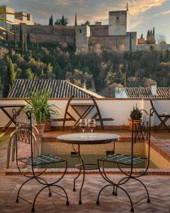 Foto dalla galleria di Casa Bombo a Granada