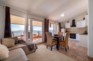 Kuchyň nebo kuchyňský kout v ubytování Apartment Bušac