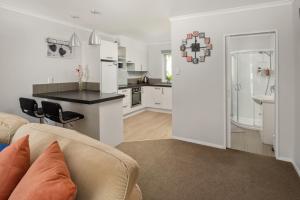 Gallery image of Fabulous Apartment with Private Spa Pool & Gym in Picton