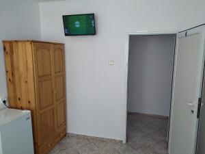 TV a/nebo společenská místnost v ubytování Къща за гости Давидови