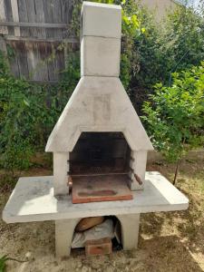 Apartemendi külastajatele saadaval grillimisvõimalused