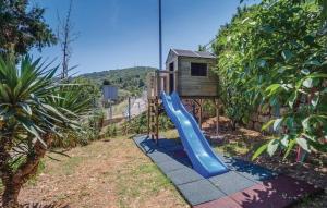 Herní místnost nebo prostor pro děti v ubytování Holiday home in Mali Lošinj with Pool, Whirpool, Terrace, Air conditioning, Wi-Fi, Washing machine 4780-1