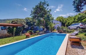 Bazén v ubytování Holiday home in Mali Lošinj with Pool, Whirpool, Terrace, Air conditioning, Wi-Fi, Washing machine 4780-1 nebo v jeho okolí
