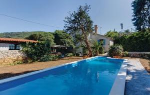 Bazén v ubytování Holiday home in Mali Lošinj with Pool, Whirpool, Terrace, Air conditioning, Wi-Fi, Washing machine 4780-1 nebo v jeho okolí