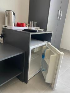 Köök või kööginurk majutusasutuses Hotel Etno Selo Timcevski