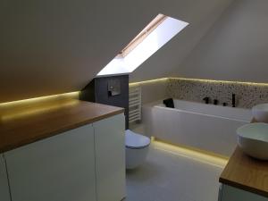 Ett badrum på Na Stawach