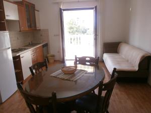 Kuchyň nebo kuchyňský kout v ubytování Apartments Gorenjka