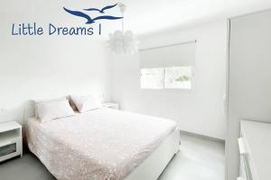 Posteľ alebo postele v izbe v ubytovaní B-Rent San Valentin Little Dreams Sea View