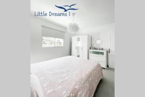 Posteľ alebo postele v izbe v ubytovaní B-Rent San Valentin Little Dreams Sea View