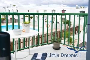Bazén v ubytovaní B-Rent San Valentin Little Dreams Sea View alebo v jeho blízkosti