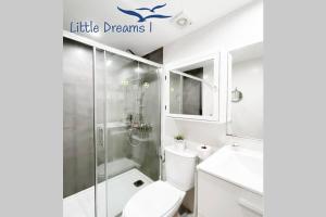 Kúpeľňa v ubytovaní B-Rent San Valentin Little Dreams Sea View