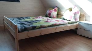 Кровать или кровати в номере San Escobar Dziwnówek
