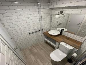 Kúpeľňa v ubytovaní Apartamento Gemelos 15 10 by Gestaltur + 12 fotografií