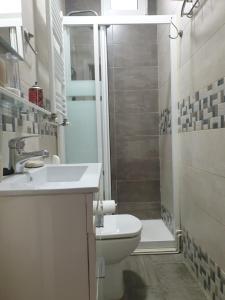 Łazienka w obiekcie Apartment Tirso Molina