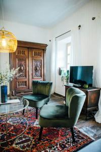 Posedenie v ubytovaní Apartment Aussee- Beletage Salzherrenhof- Küche, WLAN, Netflix