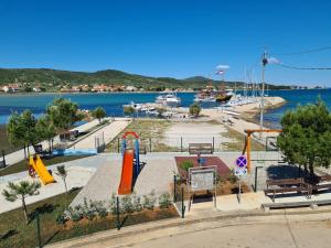 Fotografie z fotogalerie ubytování Villa Rosa v destinaci Pašman