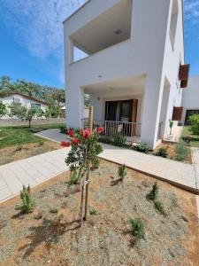 Gambar di galeri bagi Apartments Leticia di Vrsi +68 gambar