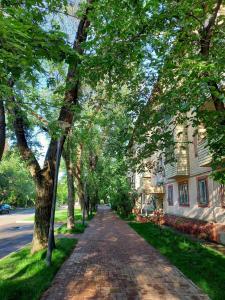 Gallery image of "Ботанический сад" Тихий район Квартира in Almaty