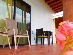 A seating area at Eden Tica Lodge