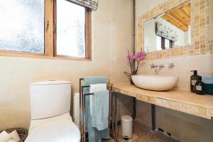 Ванна кімната в Castledillon Forest Lodge