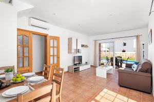 Χώρος καθιστικού στο Villa Menorca BAY 4 by Mauter Villas