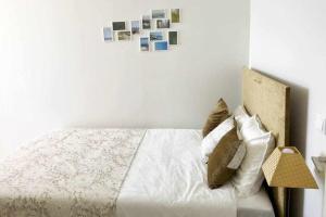 Zdjęcie z galerii obiektu Primera línea de mar apartamento dúplex en Ribeira w mieście Ribeira
