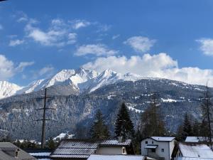 山景或在公寓看到的山景