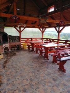Restaurace v ubytování Cabana Ghetari