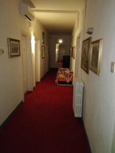 Foto sihtkohas Livorno asuva majutusasutuse Albergo Cavour SELF CHECK-IN galeriist