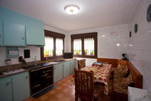Kuchyň nebo kuchyňský kout v ubytování Villa Teresa