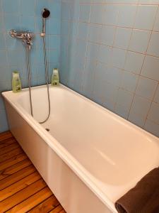 
Kylpyhuone majoituspaikassa Tapiola City Apartment

