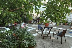 Vonkajšia záhrada v ubytovaní john actors home