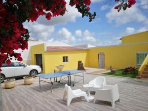 Gallery image of Surf House Helena in Baleal