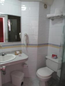 Hotel Don Lolo的一间浴室