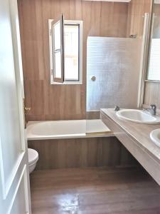 Koupelna v ubytování Chalet Novo sancti petri