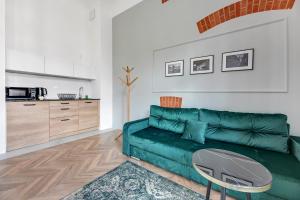 Kuchyňa alebo kuchynka v ubytovaní Apartments Waterlane Vintage & by Noclegi Renters