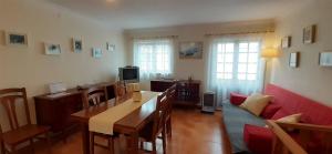 Afbeelding uit fotogalerij van Holiday House Tocha in Palheiros da Tocha