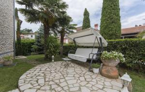 Zahrada ubytování Apartment in Rovinj with Terrace, Air condition, WIFI, Washing machine (4686-2)