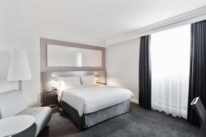 Postel nebo postele na pokoji v ubytování Radisson Blu Hotel, Leeds City Centre